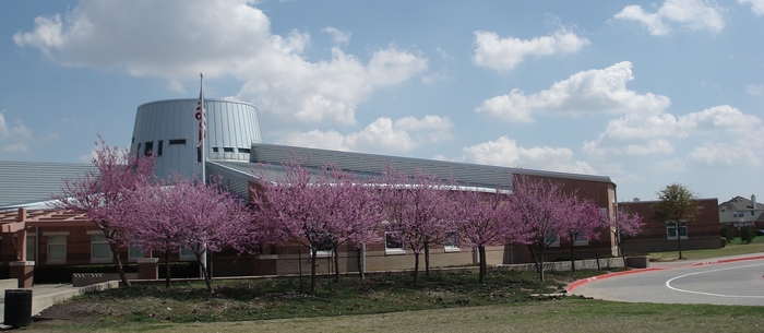 Rice Middle School front entrance 
